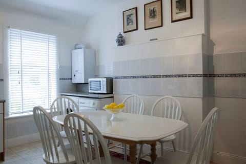 Kitchen. All Modern Appliances. Large Flat Screen TV.