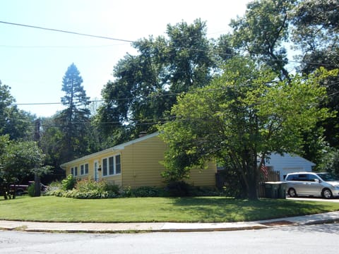 Corner house with large driveway