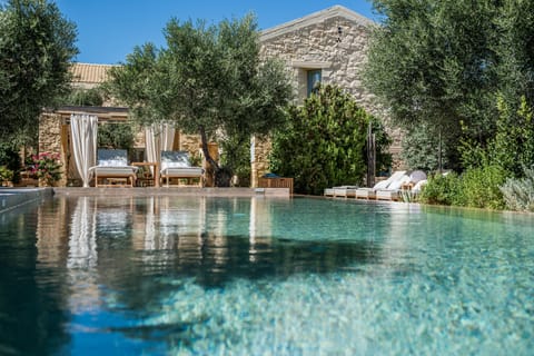 Heated and salted water  Swimming Pool , outdoor shower., sunloungers 