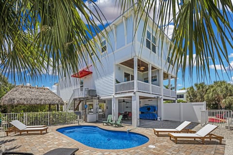 Mi Casa es Tu Casa! My house is your house!