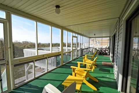 OCEAN SIDE PORCH        500 sq ft