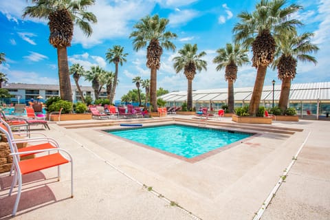 Las Palmas Resort Pool