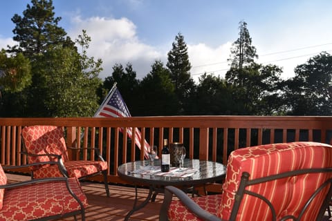 Jamie -- May 2017 -- "The location is fantastic. We have fallen in love..."