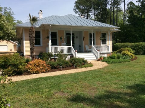 A Cute and Cozy Cottage.