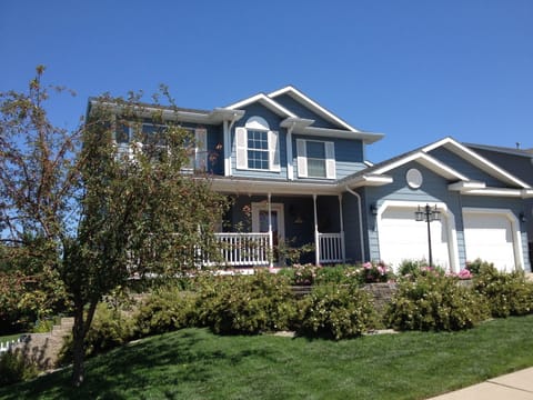 Exterior front of home; love the springtime blooms!!