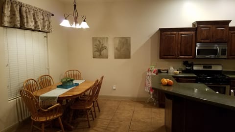 Fully furnished kitchen