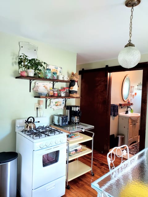 Bunn coffee maker ~ coffee, tea, sugar, creamer, etc. provided. Gas stove