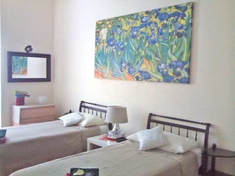The bedroom with double bed or three single beds