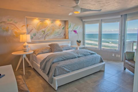 Ocean views!! TOP of line King orthopedic mattress, 55" Smart flat screen HDTV! 