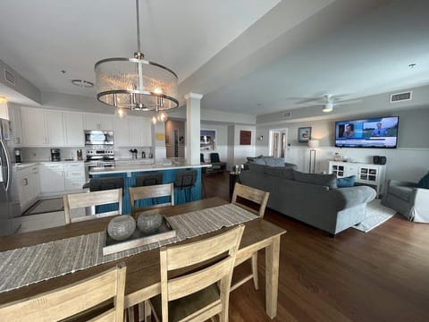 Open concept - Family Room, Dining Room and Kitchen. Oceanview 302, Isle of Palms, SC | IOP Escapes