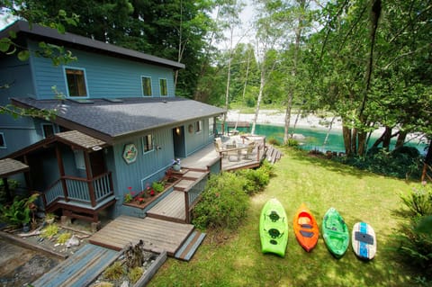 The beautiful Smith River is less than 30 feet from the house. 