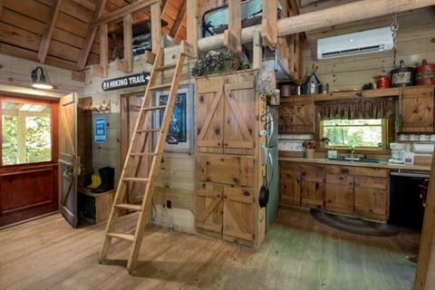 Huffman Creek - Barn-2