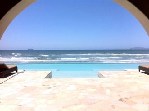 Main Pool Entrance
JOEYTOLL@yahoo.com
310-420-8992
