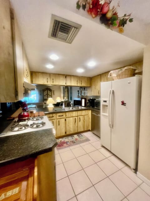 New dishwasher, microwave, and Keurig. Gas stove, oven, full-size fridge