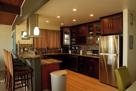 Space for coffee and other treats