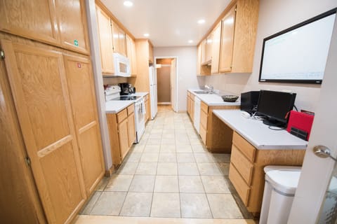Kitchen and Desk