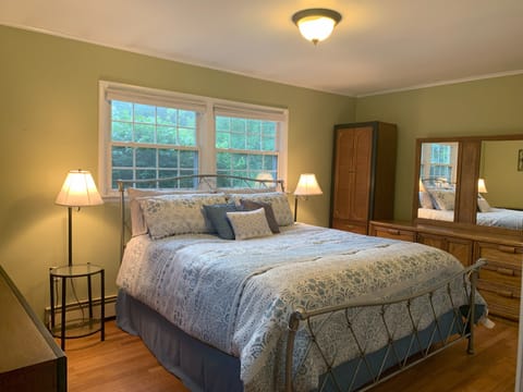 King bedroom