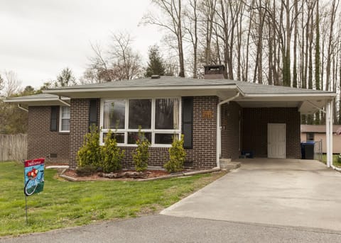 Wonderful neighbors, wonderful neighborhood.