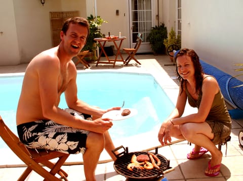 Previous guests, the lovely Andrew and Zoe, enjoying a barbecue by the pool