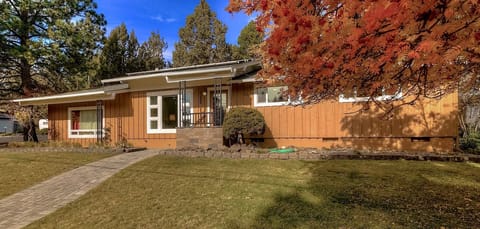 687b7efb-0dbc-4bd3-8d5c-accb5d2ad680