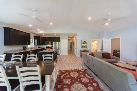 Popular color scheme for new construction