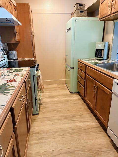 Another view of kitchen