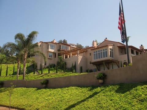 Huge Italian Villa, 10 sq ft of indoor outdoor San Diego living