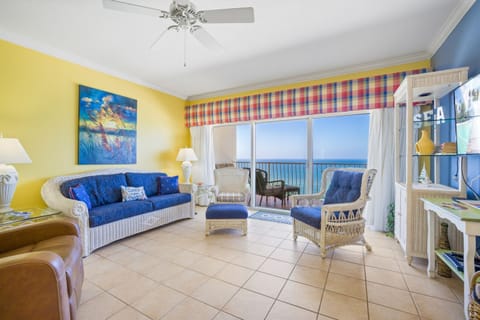 Plenty of comfortable seating in living room and dining area.