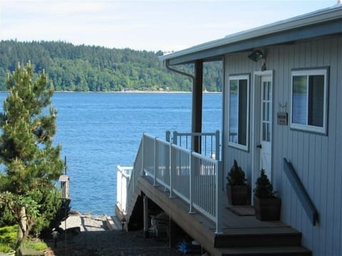 Enjoy the amazing sea views from cabin's front door.