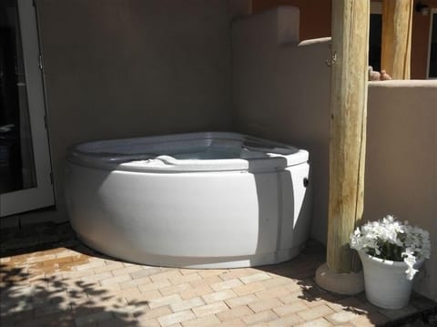 Relax in the hot tub... ahhhh....