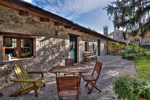 Casa Rambaldo's garden side