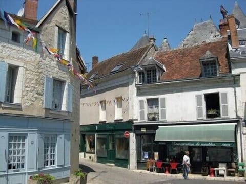 La Petite Boutique seen from the square