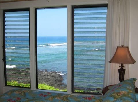 This is the view from our king bedroom. Spectacular. (Kona 101 Vacation Rentals)