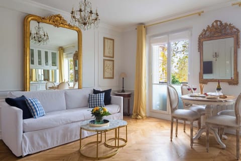 Welcome to the charming Saint Julien apartment!