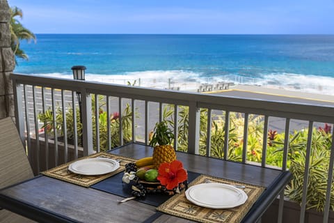 This setting is lovely. You'll enjoy many hours watching the waves.