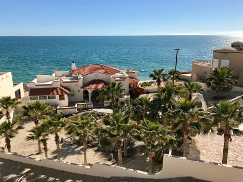 Spectacular Ocean Front Villa In Rocky Point MX