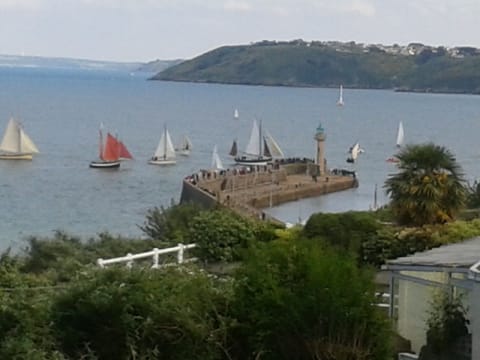 GITE* 30m from the sea * SUR LA BELLE COTE DU GOELO en bretagne *chez roselyne22  House in Brittany