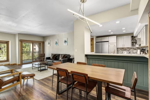 Spacious condo with mountain modern decor