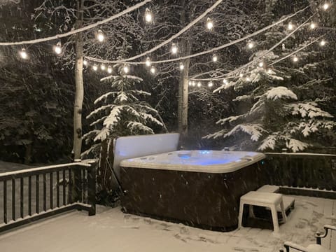 Time to relax after hitting the slopes in your private HotSprings tub~ seats 7