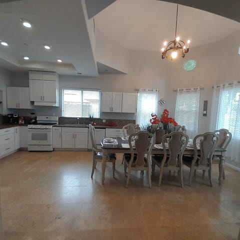 Huge  Kitchen  /  Dining table 