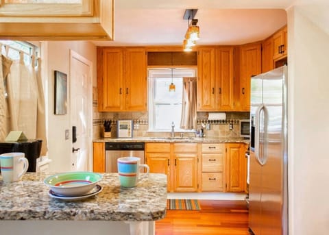 Updated kitchen with all new appliances