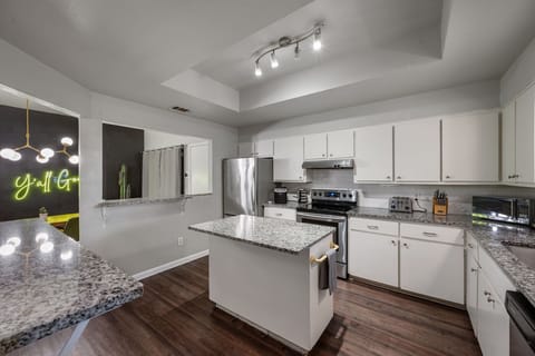 Large kitchen which is fully stocked!