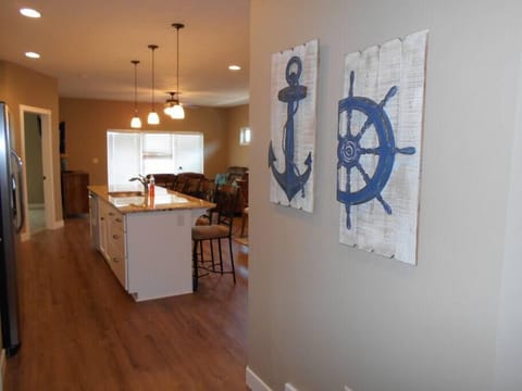 Relaxing open floorplan with plenty of room for you and your guests.