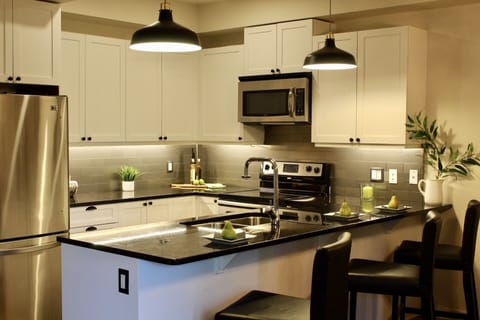 Fully Modern and bright kitchen