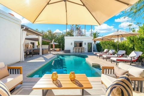 Sit back and relax poolside and enjoy Mediterranean Resort Style Living!
