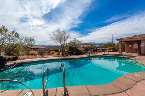 Pool and hot tub shared only with small gated community
