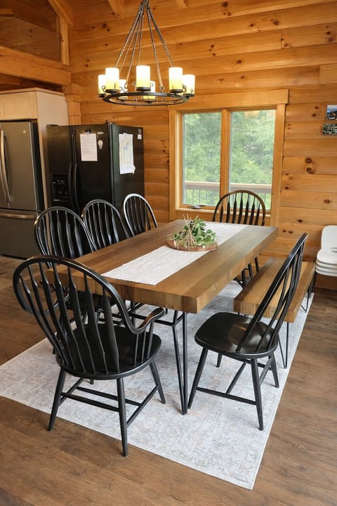 Dining table and corner kids' table.  2 Fridge/Freezers provided!!