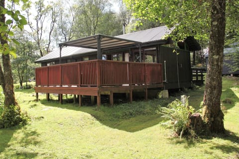 decking with hot tub