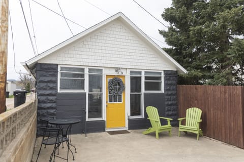 Private driveway/patio with table and chairs