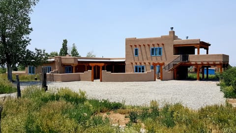 Bright Star Casa & Casita wing